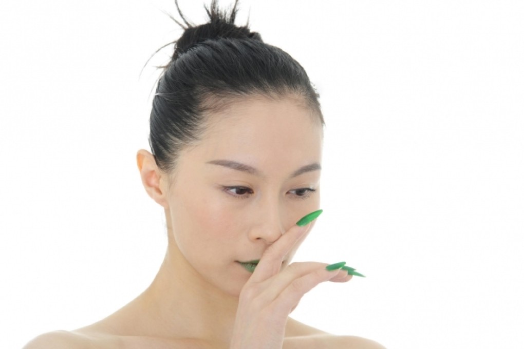 Su Shu stars as Green Snake.