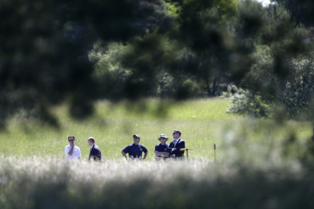 Investigators look over the scene in Oakland Township where officials search for the remains of Teamsters union president Jimmy Hoffa who disappeared in 1975. Photo: AP