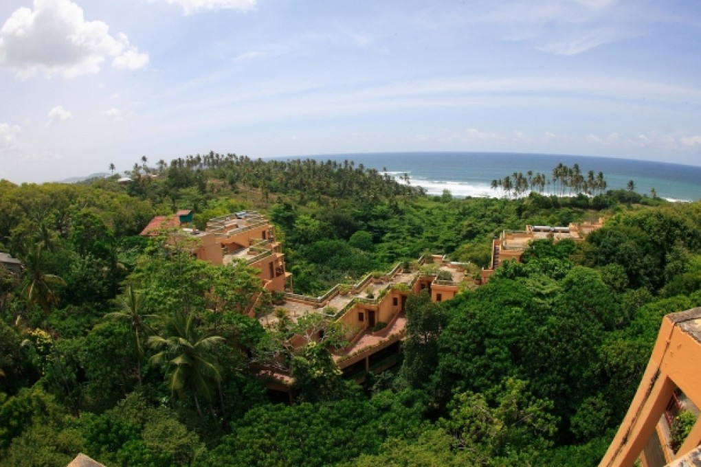 The resort overlooks the Indian Ocean.