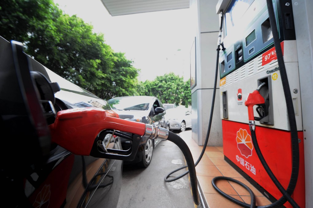 China's new fuel pricing has a closer link to the cost of crude oil. Photo: Xinhua