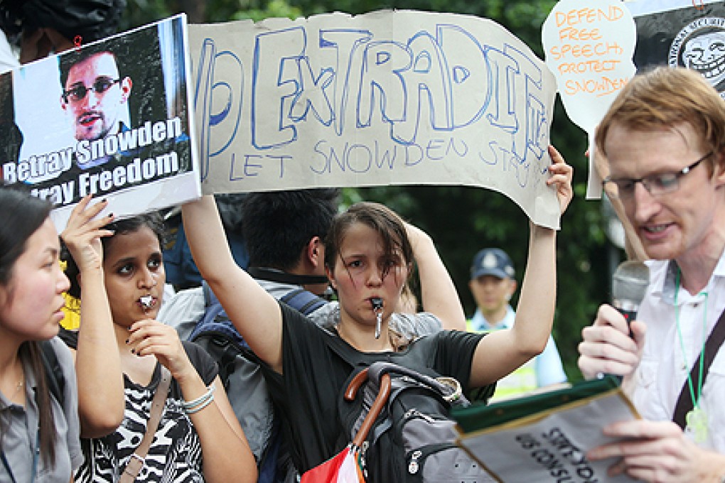 Hundreds of protesters had called on the Hong Kong government to protect Edward Snowden during a rally on June 15. Photo: Sam Tsang