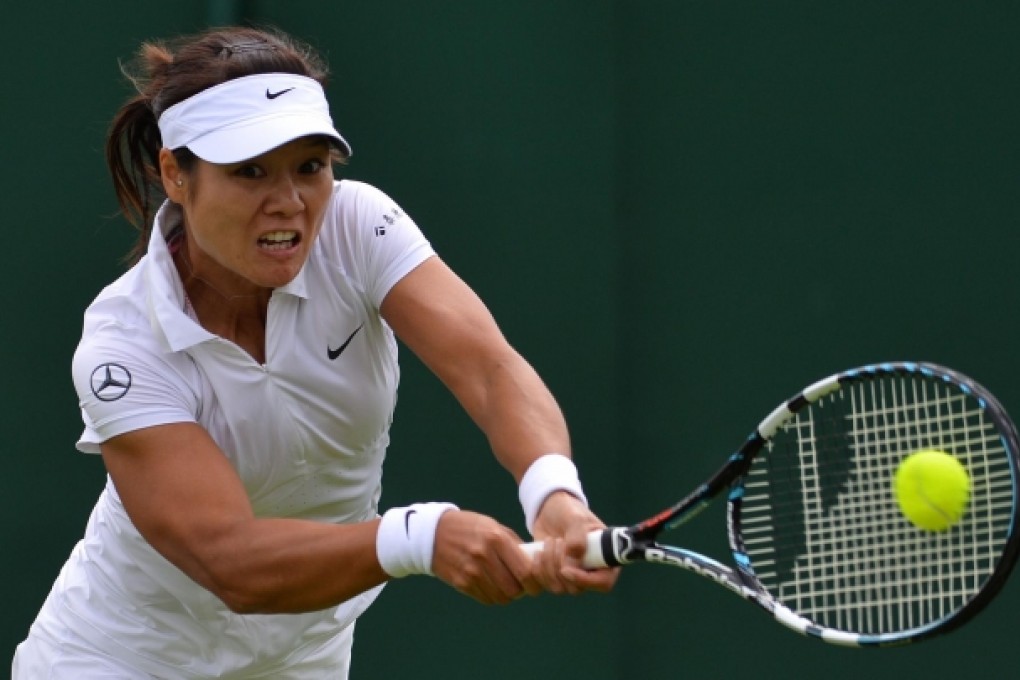 Li Na hits a return on her way to victory. Photo: AFP