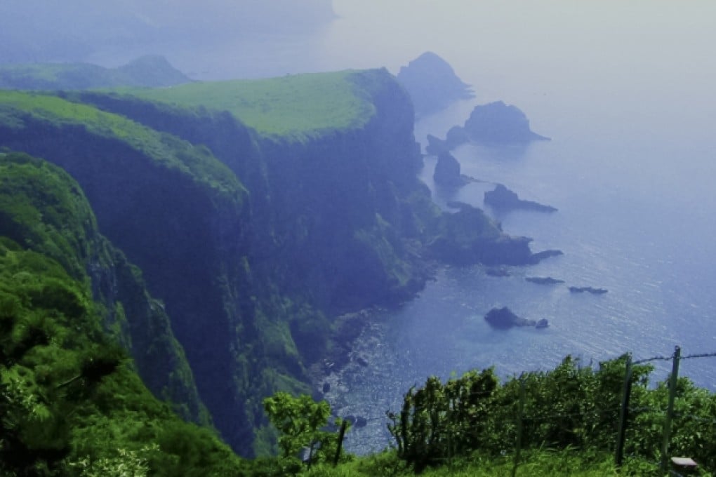 The Kuniga coastline seen from above.