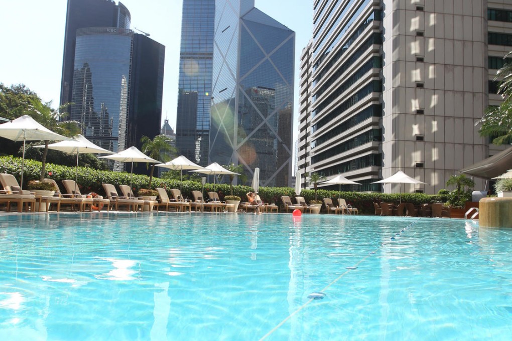 The swimming pool at the Island Shangri-la. Photo: Felix Wong