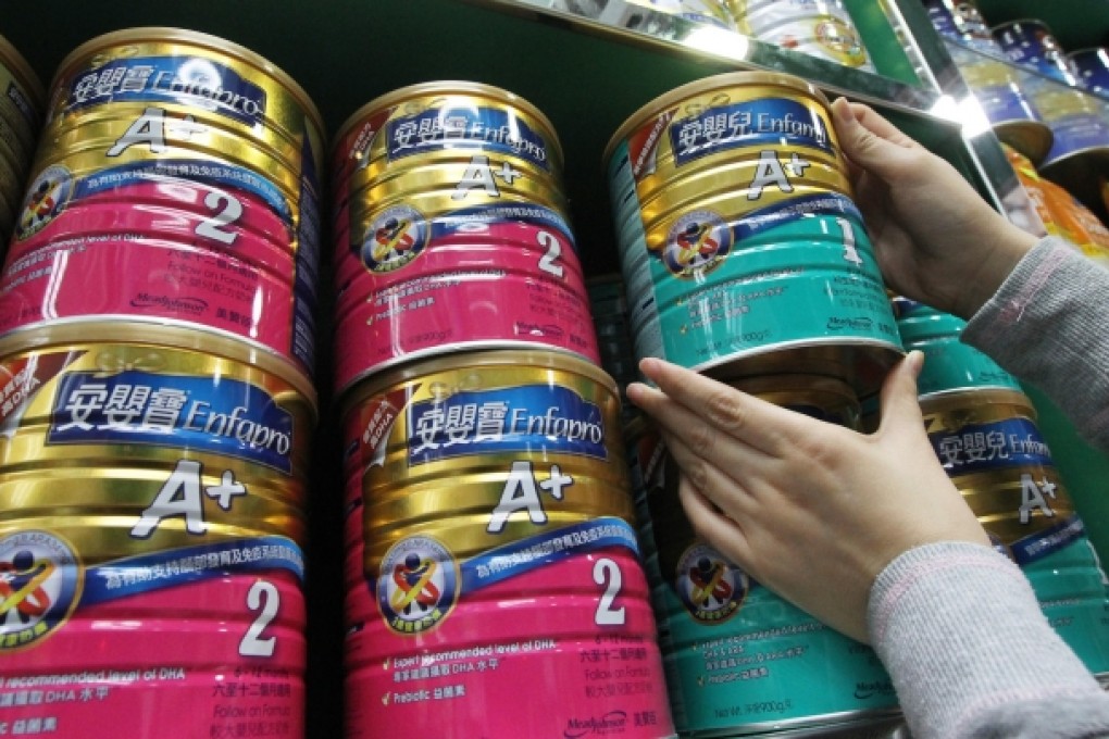 Chinese parents still prefer foreign formula over local brands despite the central government vows to regulate diary industry.