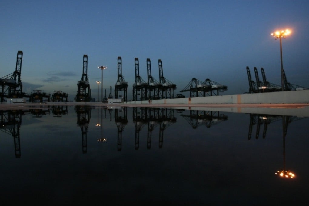 Port of Singapore Authority's Pasir Panjang container terminal. US funds are betting Asia's shipping industry is the best spot to ride a recovery from the industry's worst downturn in three decades. Photo: Reuters