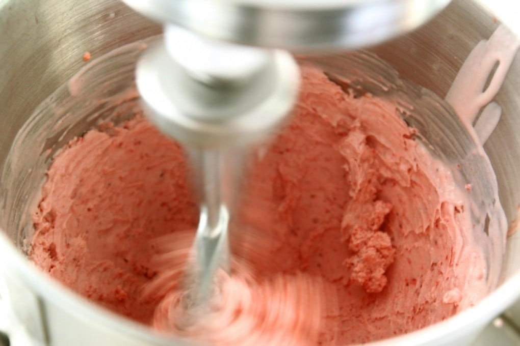 Paste and liquid nitrogen are used to make Lab Made's confections (below right). Photo: Dickson Lee