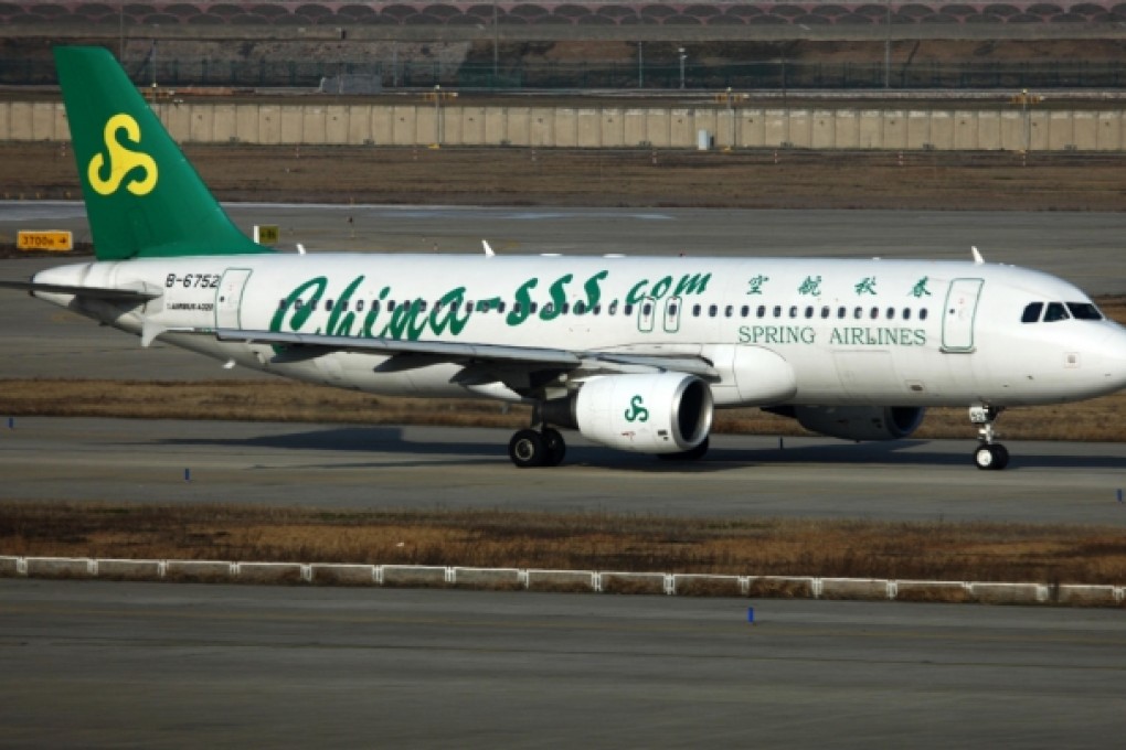Spring Airlines expects traffic between Taiwan and the mainland to become double that of China-South Korea routes. Photo: Bloomberg