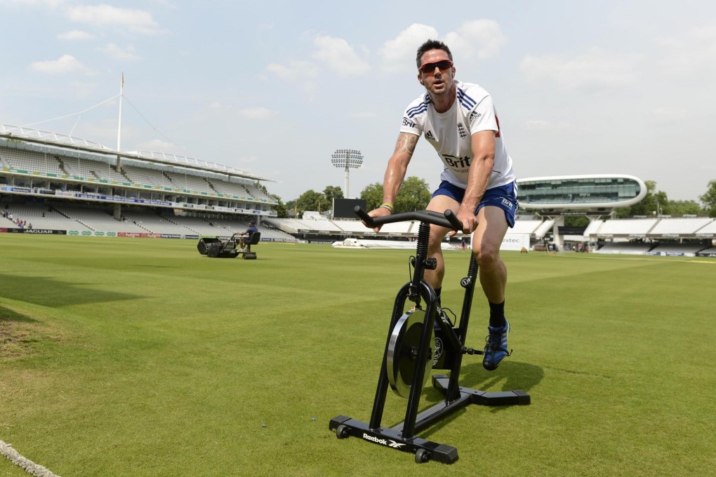 England's Kevin Pietersen trains at Lords before today's second Ashes test. England are 1-0 up in the five-test series.Photo: Reuters.