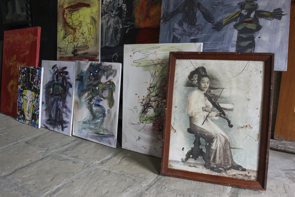 Aung Soe Min's Pansodan. Photos: Hong Sar