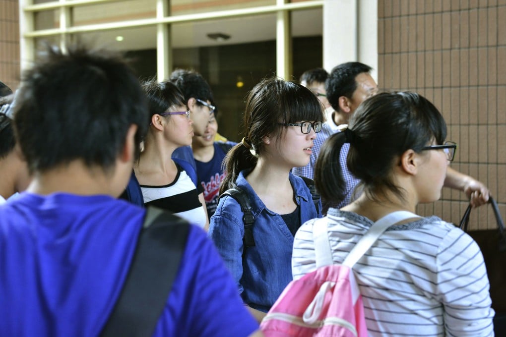 Survivors of the Asiana Airlines crash. They are students and teachers from Jiangshan Middle School who travelled with a 34-member group to the US to attend a summer camp. Photo: AP