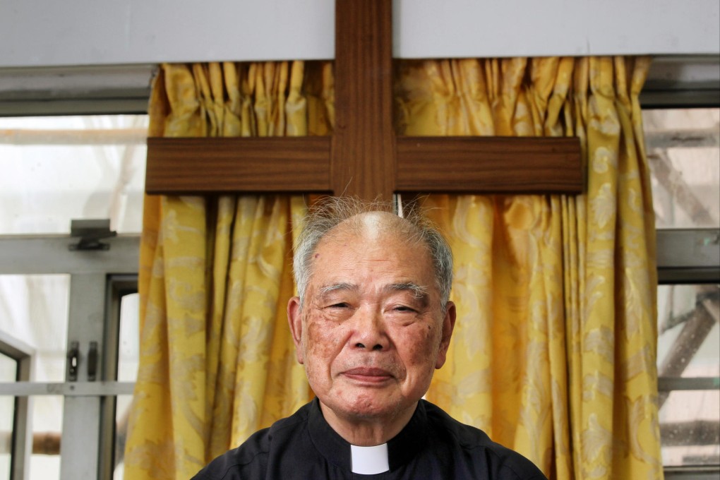 Lee Mo-fan has been helping the elderly for more than half a century, setting up the city's first home for elderly men, and he continues to come to their rescue despite his own advanced age. Photo: K.Y. Cheng