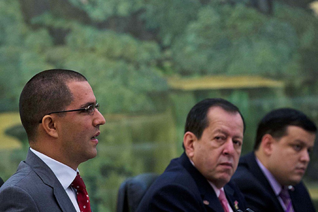 Venezuela's Vice-President Jorge Arreaza (left) in talks with President Xi Jinping in Beijing on July 19. Photo: Reuters