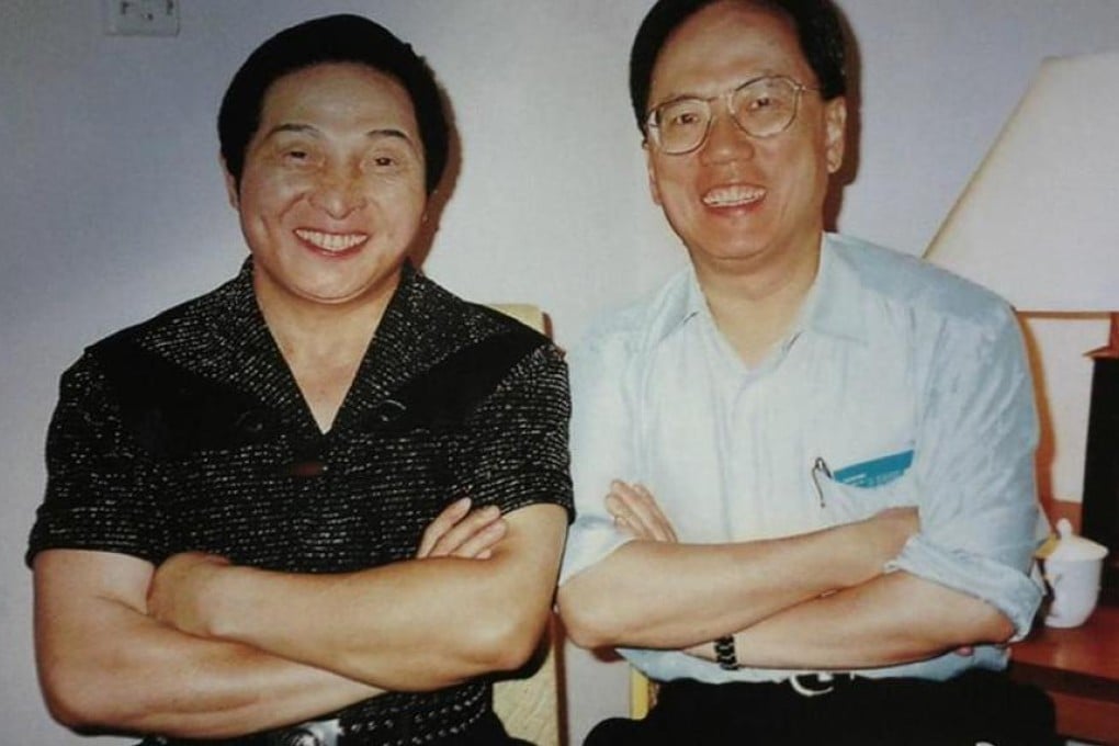 Photo circulated online shows Wang Lin posing with former Hong Kong chief executive Donald Tsang Yam-kuen. Photo: Xinhua
