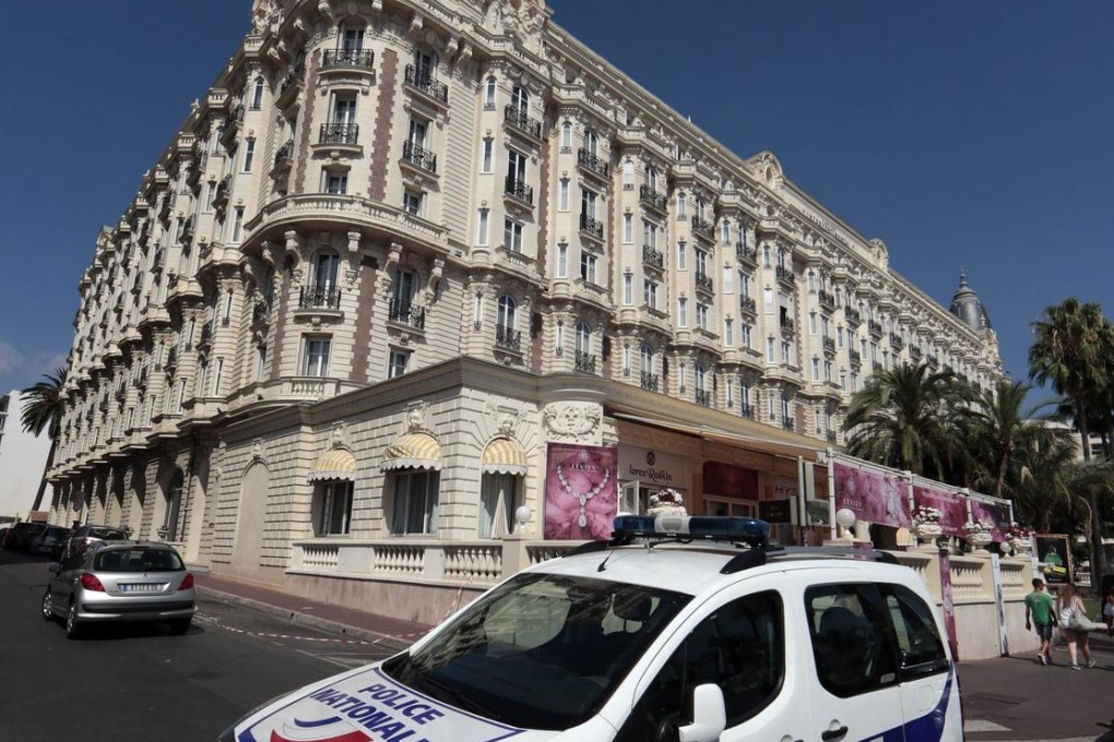 A lone thief hit a gem show at the Carlton.Photo: Reuters