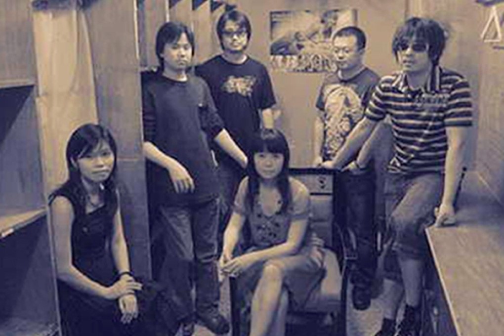 Happy Avenue lead singer Wu Hongfei (seated) pictured in 2011. Photo: SCMP