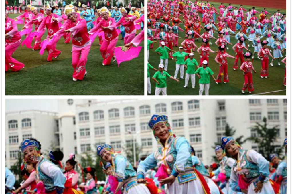 Thousands danced on the official launch of China's first ethnic aerobics in Kiaoning province. Photo: screenshot via Weibo