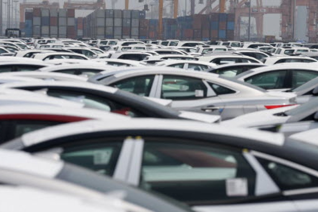 Cars made by South Korea's automakers Hyundai Motor and its affiliate Kia Motors. Workers at Hyundai and Kia have agreed to stage a strike to demand higher wages. Photo: Reuters