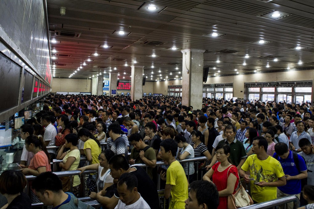Refund-seekers crowd the Guangzhou station. Photo: SCMP