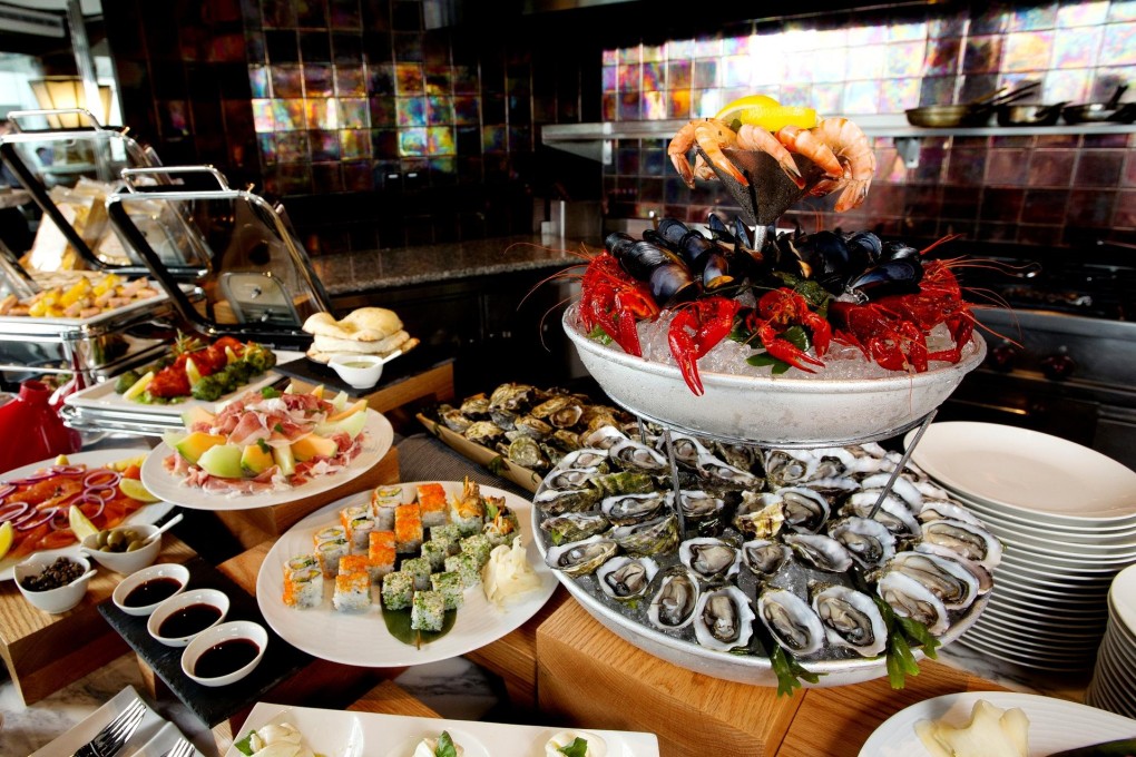 Café Deco at The Peak offers a selection of food from around the world.