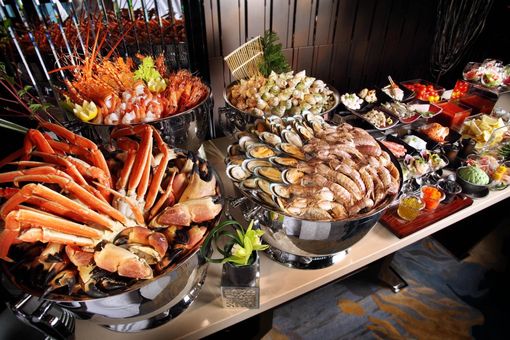 Seafood buffet at Café 103.