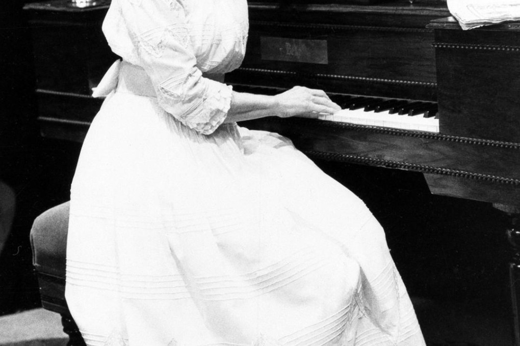 Actress Julie Harris portraying Emily Dickinson. Photo: AP
