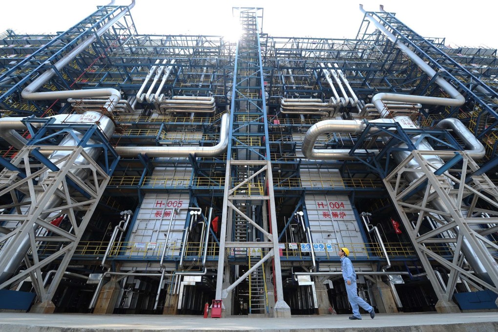 Work has begun at Sinopec's ethylene plant in Wuhan. The plant is expected to produce 800,000 tonnes a year of the chemical. Photo: Xinhua