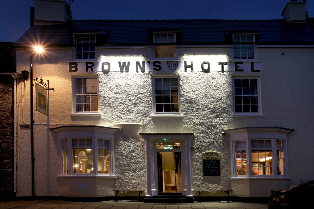 Browns Hotel, Laugharne