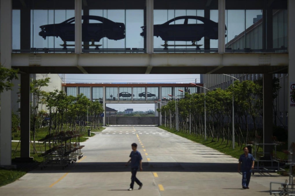 A market slowdown has cast a pall over carmakers on the mainland, which may lead to stiff competition and a price war. Photo: Reuters