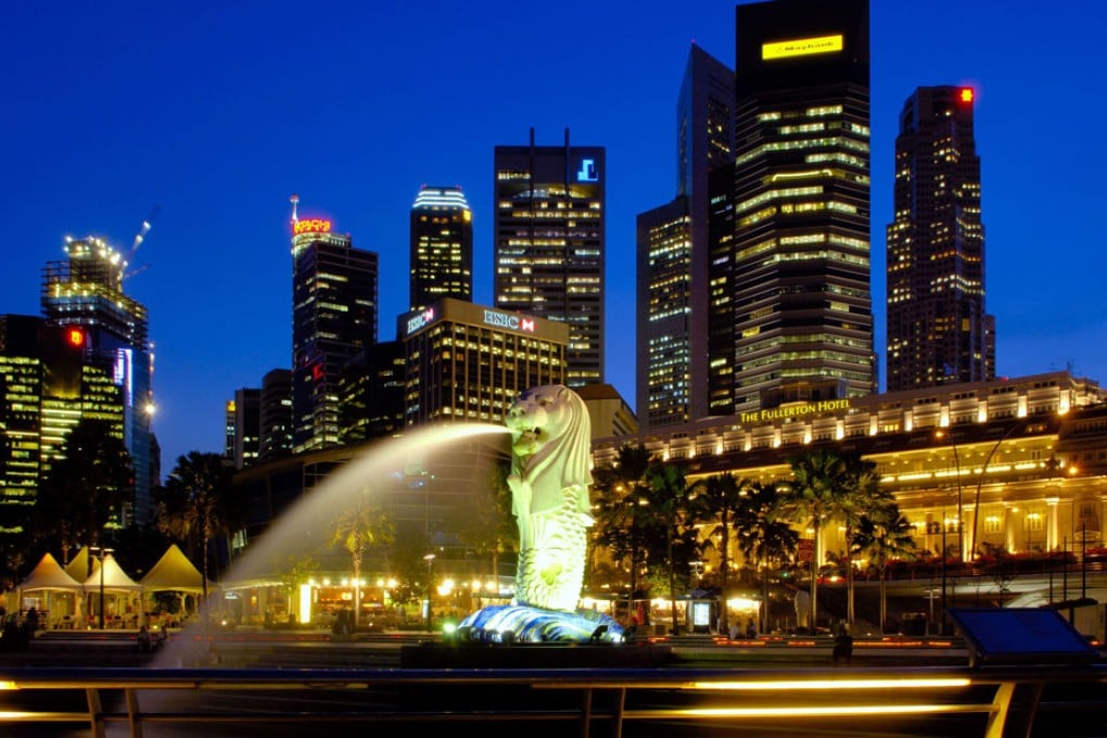 Singapore's average daily foreign-exchange volume increased 44 per cent to US$383 billion as of April from US$266 billion in the same month in 2010. Photo: Bloomberg