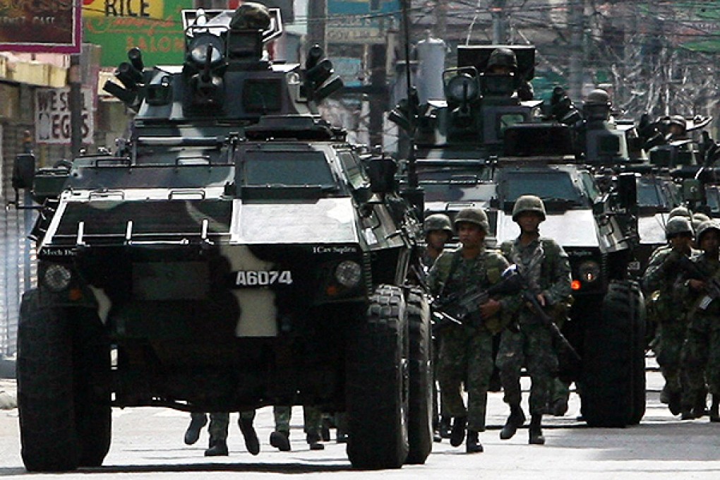 Government forces advance in Zamboanga. Photo: Reuters