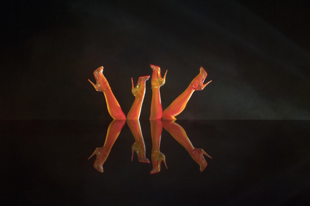 Mirrors do the legwork in the Upside Down routine. Photo: Antoine Poupel