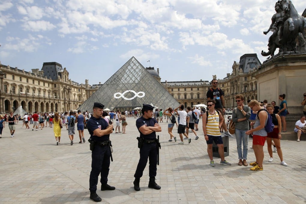 The group of pickpockets operated at the Louvre (pictured), the Musee d'Orsay, the Eiffel Tower and the Chateau de Versailles. Photo: AP