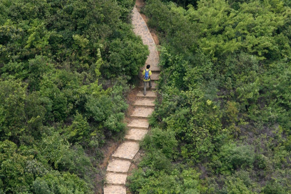 A hiking trail from Tung Chung to Lantau. Photo: Martin Chan