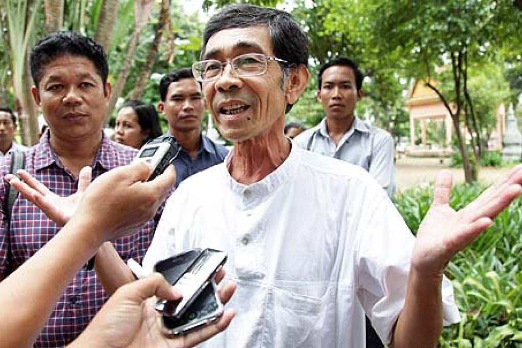 Cambodian Prince Sisowath Thomico speaks to reporters in Phnom Penh on Friday. The prince is on hunger strike over the contested July 28 elections. Photo: Xinhua