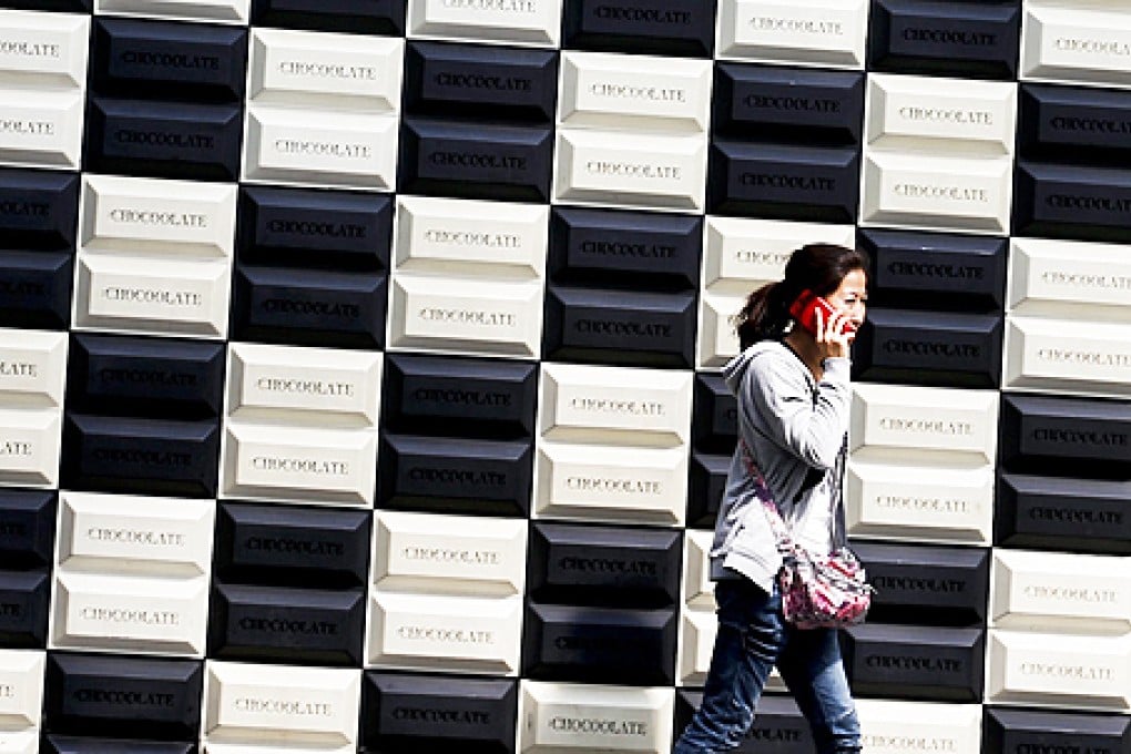 Smartphone shipments are expected to reach 360 million this year and to exceed 450 million next year, research firm IDC has said. Photo: EPA