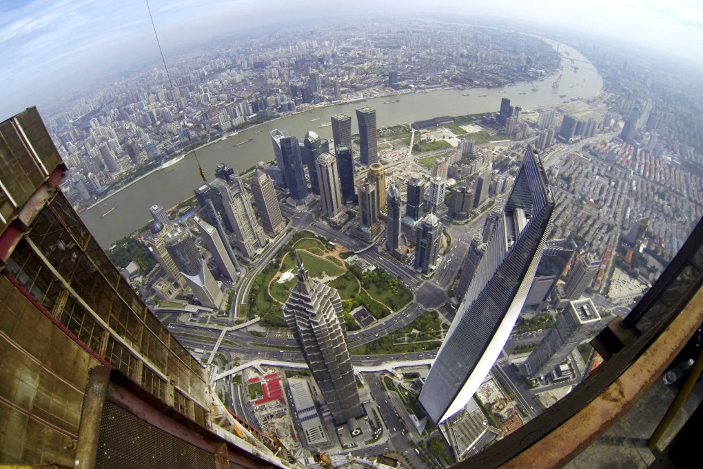 Hong Kong shares end up 0.1pc, China Merchants Holdings jumps