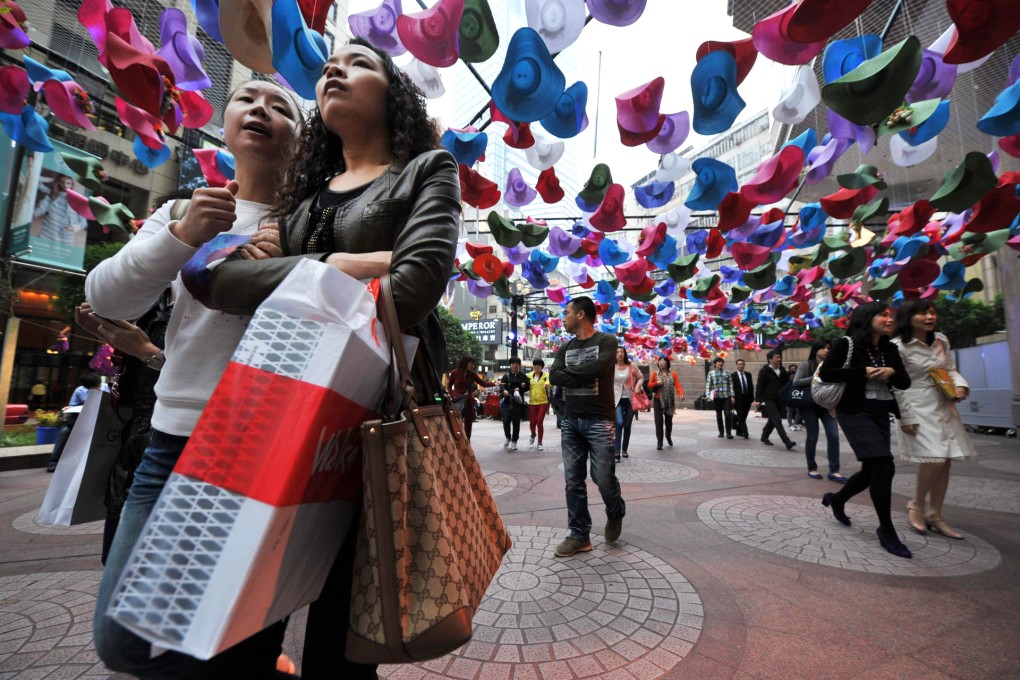 The majority of outbound mainland tours are shopping trips, with an average of 420 groups visiting Hong Kong each day. Photo: AFP