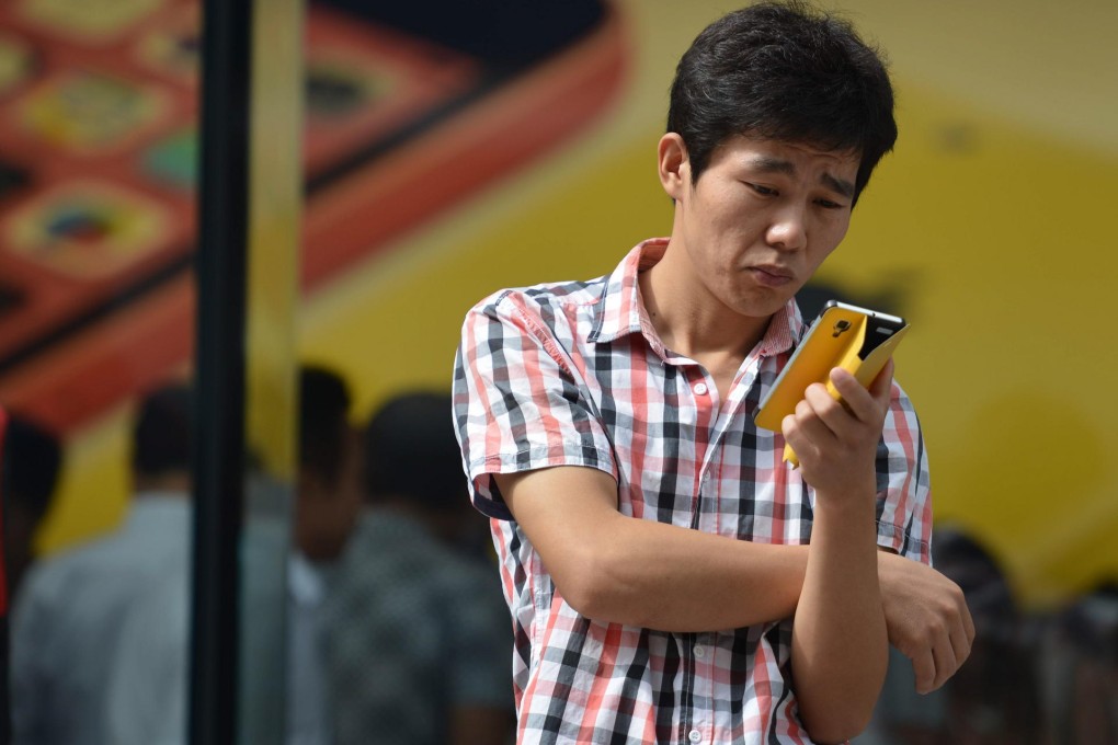 Mainland smartphone sales rose 66pc in the 2nd quarter. Photo: AFP