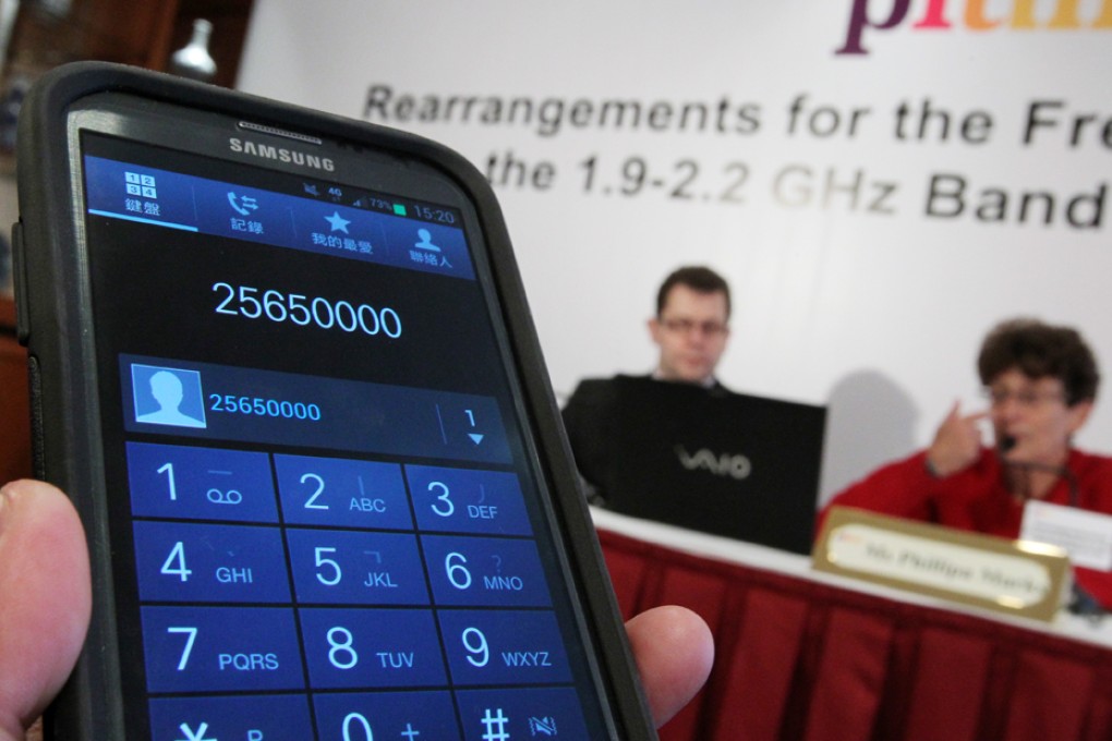 Plum Consulting said the overhaul ran the "risk of complete loss of voice communications on the MTR and at some outdoor locations".