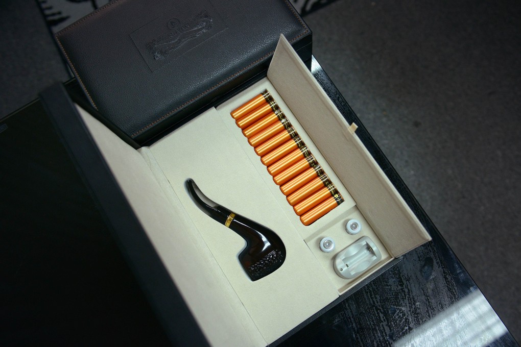 The creator of electronic cigarette, Hon Lik, is suffering from patent infringement. Photo: AFP