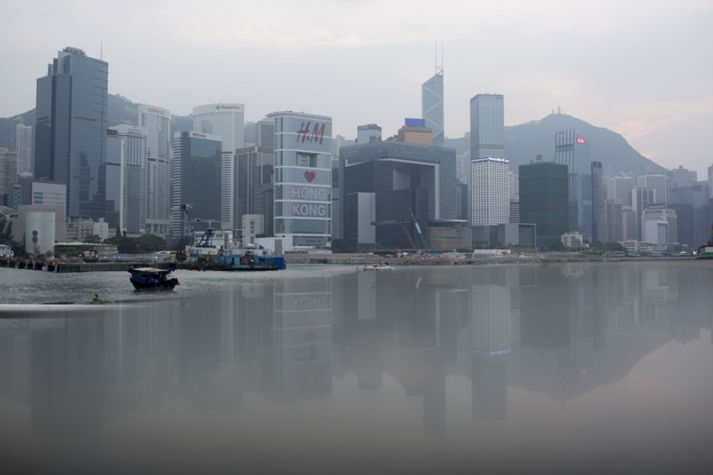 A recent commentary in Wen Wei Po claimed that spies and moles run out of the British consulate here are busy at work in all of Hong Kong's key establishments. Photo: Bloomberg