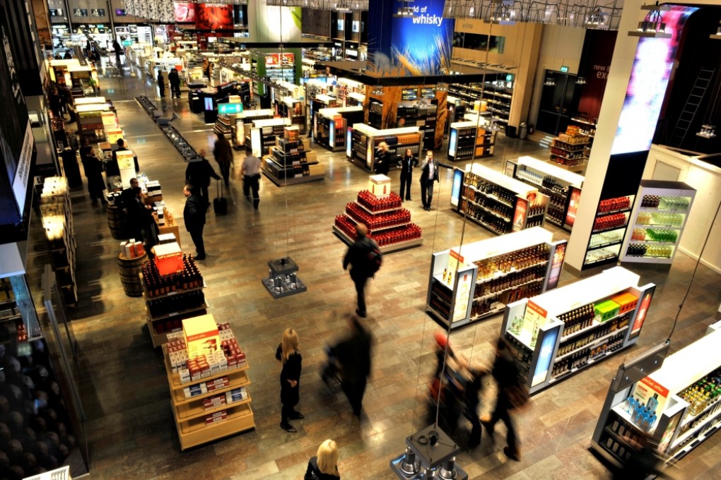 Mainland Chinese passengers stealing from duty-free stores has prompted a debate on security at Phuket International Airport. Photo: Reuters