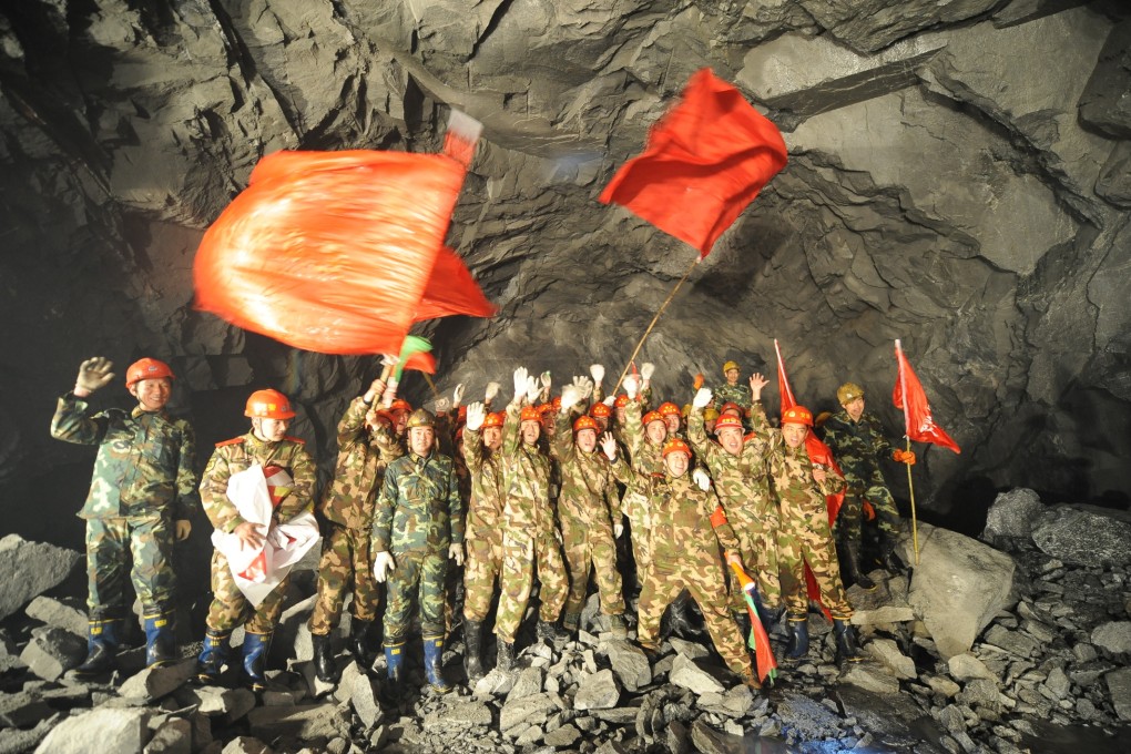 A 117 km-highway to China's last county without paved road, Medog in Tibet, was completed on Thursday. Photo: Xinhua