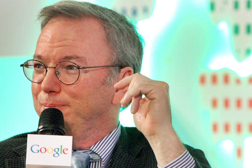 Eric Schmidt, Executive Chairman of Google, meets students at the Chinese University of Hong Kong. Photo: Felix Wong