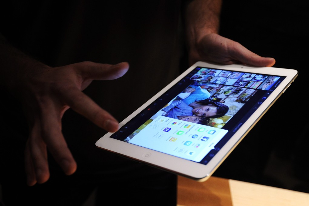 The 32-gigabyte version of the iPad Air costs Apple only an additional US$8.40 to make than the 16GB model yet sells for US$100 more, IHS estimates. Photo: EPA