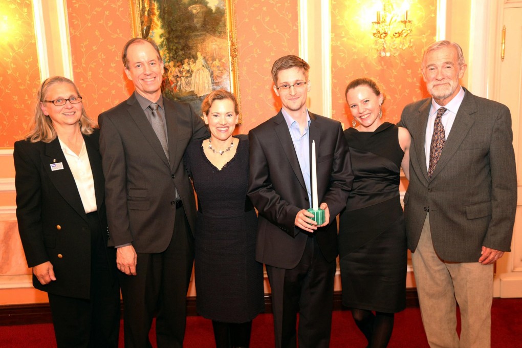 Sarah Harrison (right)