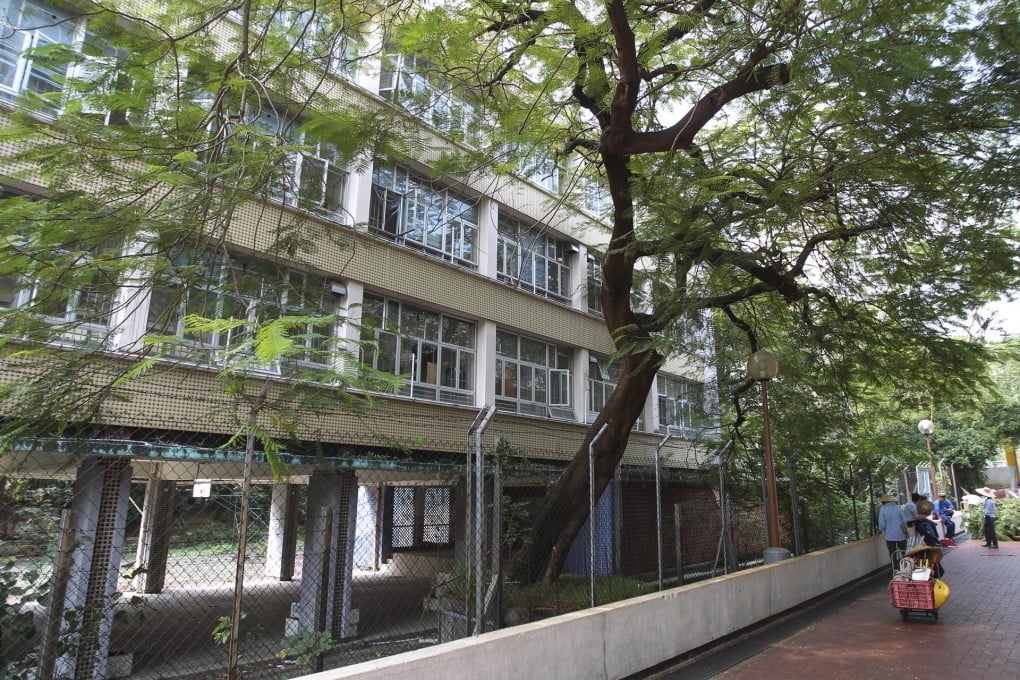 The abandoned Chi Tak Public School building in Wong Tai Sin district has been unused since closing in 2008. Photo: Jonathan Wong