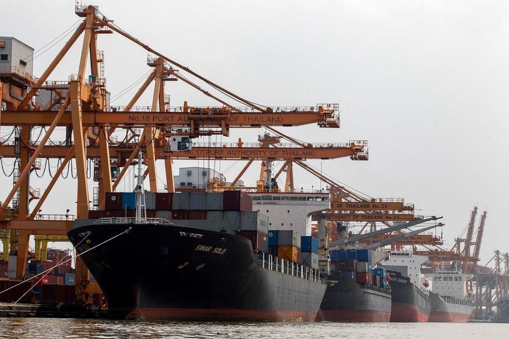 Cargo ships in Bangkok load containers with a range of telecommunications equipment, vegetables and fruits, plastic items and other raw materials destined for the mainland via Hong Kong. Photo: Reuters