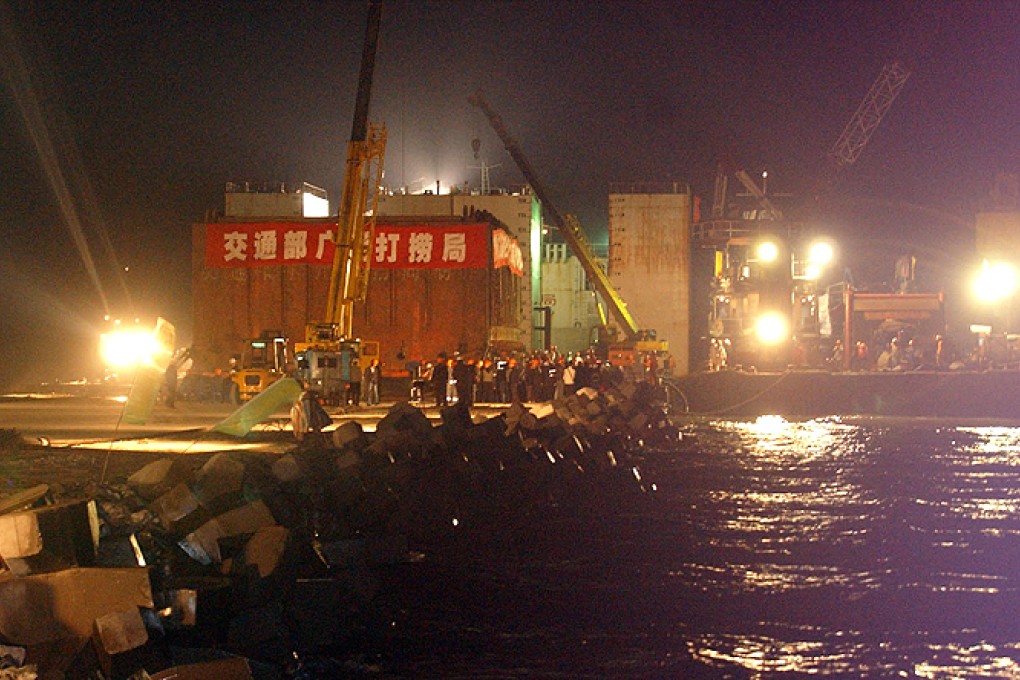 The 800-year-old merchant boat loaded with precious trading goods was hoisted from the bottom of the sea in 2007. Photo: Xinhua